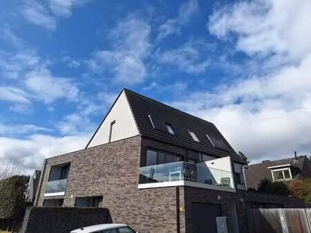 à louer : appartement semi-ouvert moderne à meise