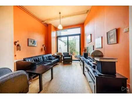 maison unifamiliale avec un beau potentiel à rénover