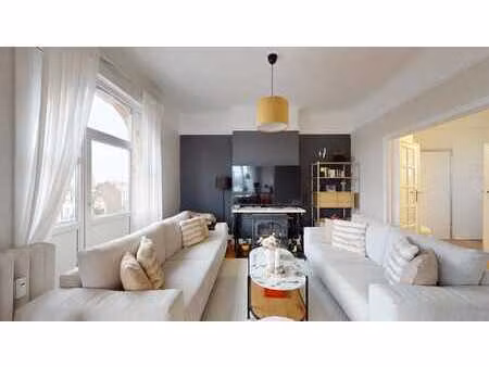 lambermont: charmant appartement 2 chambres