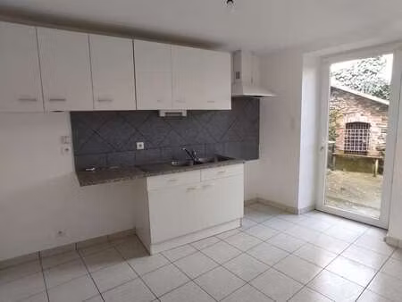 location maison à beaupreau (49600) : à louer / 90m² beaupreau