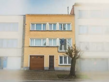 maison familiale spacieuse et bien située avec jardin urb...