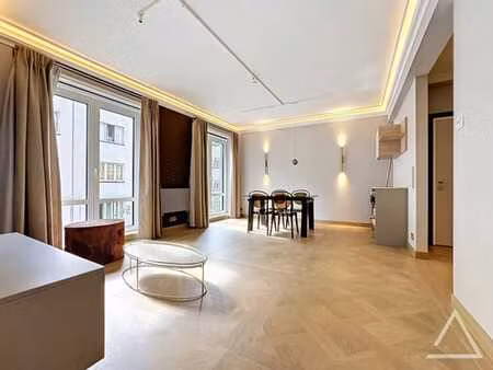 mérode - appartement meublé finitions haut de gamme.