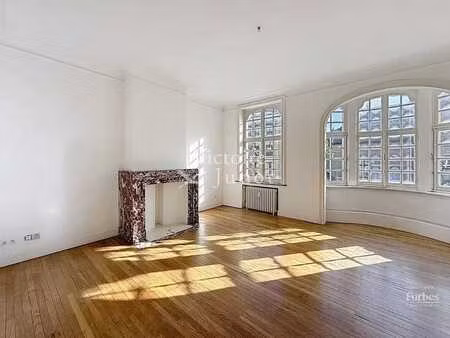 louise - appartement de 100m² - 2 ch