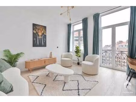 saint gilles - superbe chambre en colocation à louer
