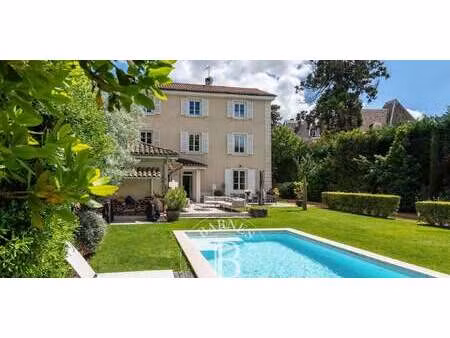 maison avec piscine ecully (69)