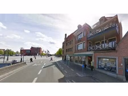 ruime en kwaliteitsvol afgewerkte studio in loftstijl te ...