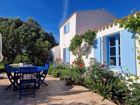 vente maison 5 pièces 95 m² à l'ile-d'yeu (85350)  848 700 €
