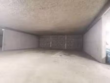vente garage et parking à cholet (49300) : à vendre / cholet
