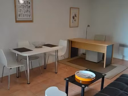 location meublée appartement 2 pièces 46 m² à escassefort (47350)  557 €