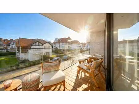 appartement de luxe avec une magnifique terrasse ensoleil...