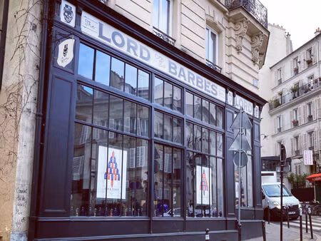 local commercial paris 105 m2