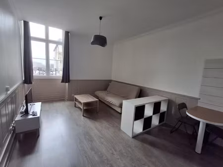 dole  appartement studio meublé