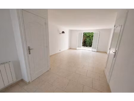 location maison  89.95 m² t-4 à rouen  1 300 €