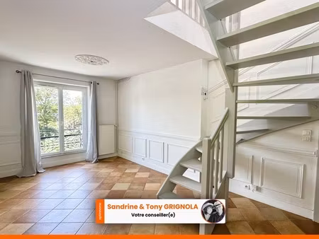 appartement duplex - 4 chambres - parking privé - proche centre ville - lisieux (14100)