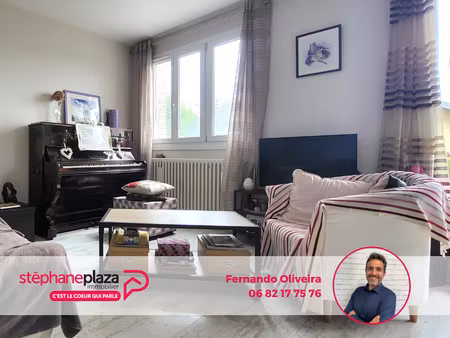 quartier 'jean michel'  appartement 3 chambres  garage et balcon belle exposition