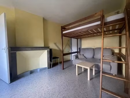 studio 28 m²