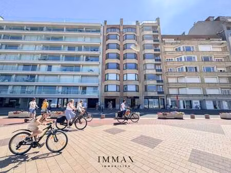 immeuble commercial à un emplacement de premier choix sur la