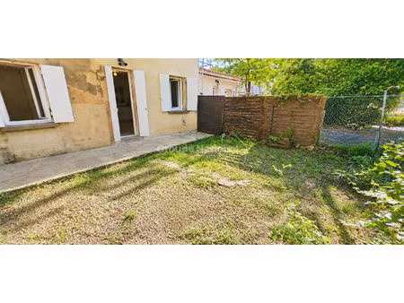 appartement duplex de 48 m² avec jardinet et place de parking