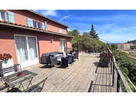 maison individuelle de 103m2  terrasses 48m2  terrain de 800