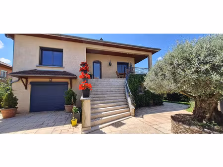 vente maison 6 pièces 257 m² saint-pierre-de-chandieu (69780)