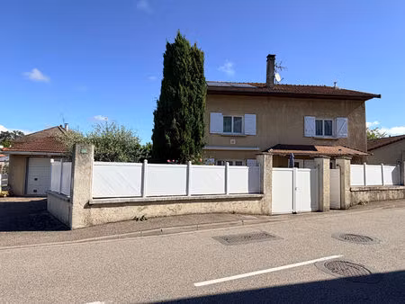 maison vaulx milieu 6 pièce(s) 147 m2