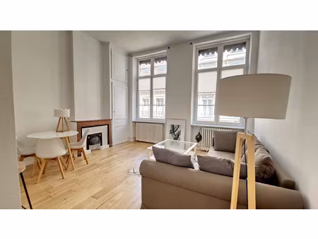 superbe t2 meublé 42 50 m2 - lyon 6