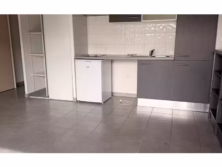 location appartement  43 m² t-2 à toulouse  560 €