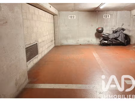 vente parking undefined m²