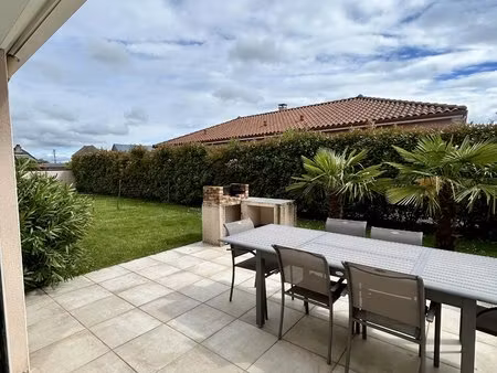 maison contemporaine et familiale de plain-pied avec piscine – bordères-sur-l’échez