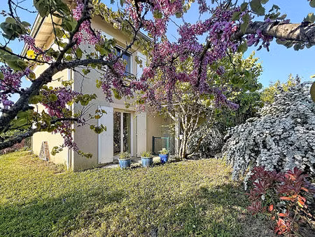 maison individuelle t4 avec jardin de 600 m²  garage et vue dégagée à l'isle d'abeau pierr