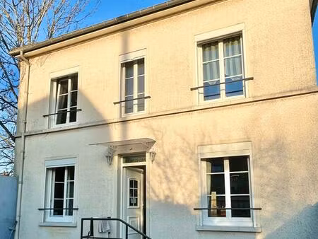 maison 7 pièce(s) 128 m² - 5 chambres et garage