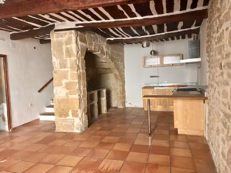 maison de caractère au coeur historique de saint-chamas - 11