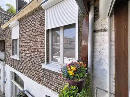wanze / huy- appartement 3 chambres - 102 m²- caves