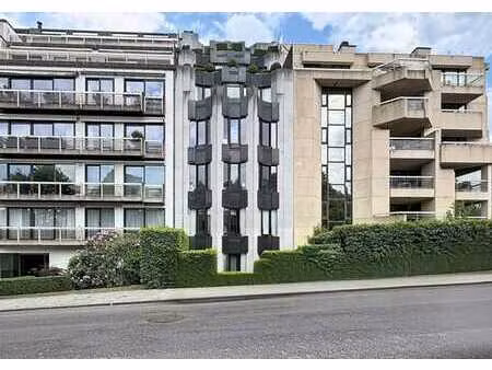 jardin du roi : sompteux duplex rénové 2 chambres + bureau