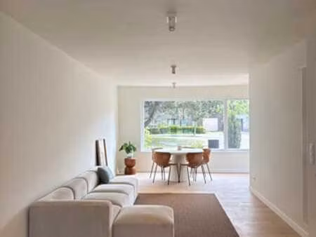maison avec 5 chambres et 2 salles de bains