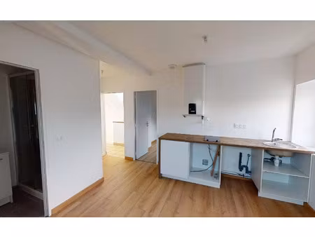 location appartement  m² t-2 à la ferté-sous-jouarre  642 €