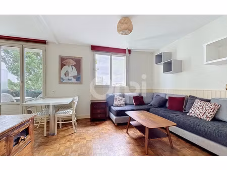 location appartement  42.9 m² t-2 à nogent-sur-marne  1 350 €