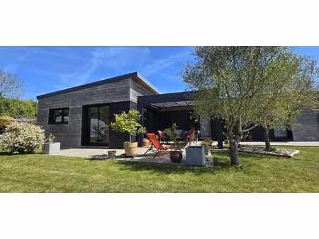 vente maison à mellac (29300) : à vendre / 98m² mellac