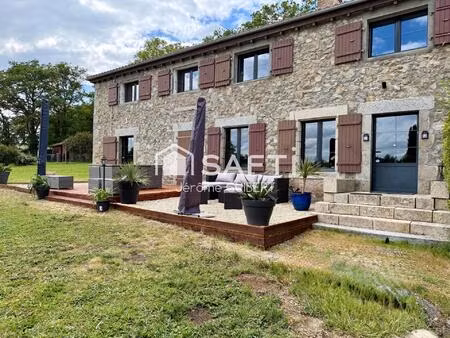 vente maison 13 pièces 328 m² bressuire (79300)