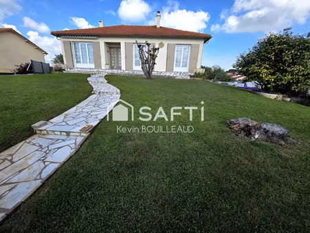 vente maison 8 pièces 177 m² vouillé (79230)