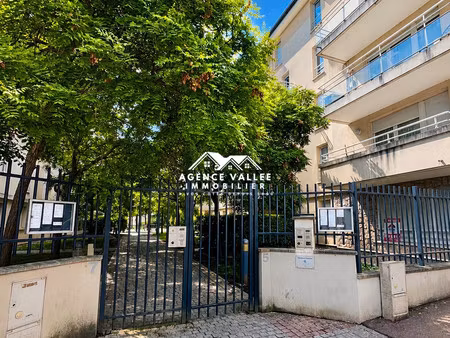 appartement t2 + place en sous-sol