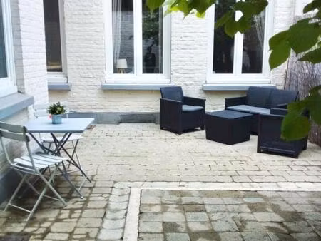 appartement t2 bis 37 m2 avec cour privative