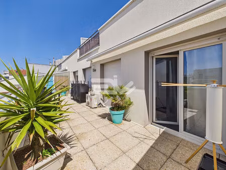 bel appartement avec grande terrasse secteur clairmarais sans vis-à-vis et garage fermé