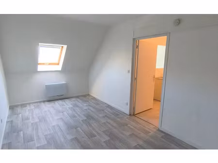 location appartement  m² t-2 à villenoy  715 €