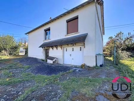 maison avec jardin et sous-sol complet à néris-les-bains