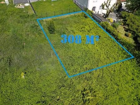 terrain constructible sur le pont de beauvoisinviabilisé