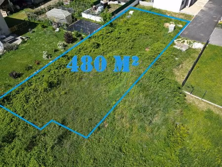 terrain constructible sur le pont de beauvoisinviabilisé