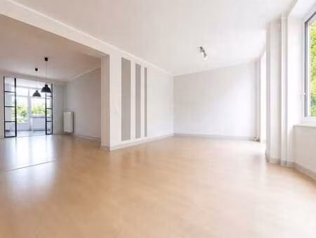 splendide maison bourgeoise-idéale pour prof.lib.(3 à 5ch)