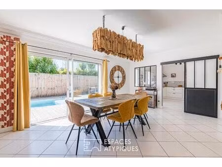 maison familiale avec jardin et piscine