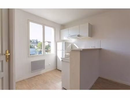 location appartement  m² t-1 à vigneux-sur-seine  646 €